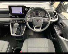 Toyota Voxy 2022