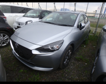 Mazda Mazda2 2023