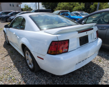 Ford Mustang 2000