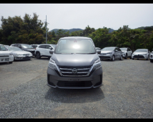 Nissan Serena 2022