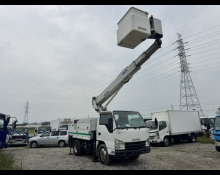 Isuzu Elf 2014