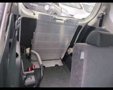 Toyota Sienta 2021