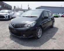 Toyota Vitz 2015