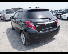 Toyota Vitz 2015