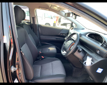 Toyota Sienta 2020