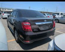 Toyota Corolla Axio 2015
