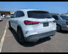 Mercedes Benz GLA-class 2021