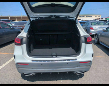 Mercedes Benz GLA-class 2021