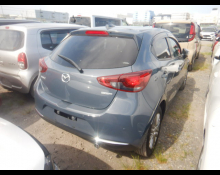 Mazda Mazda2 2022