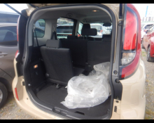 Toyota Sienta 2025