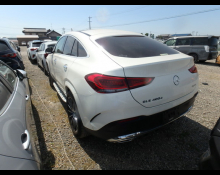Mercedes Benz GLE-Class 2021