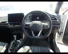 Volkswagen T-Roc 2023