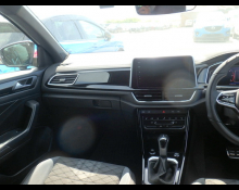 Volkswagen T-Roc 2023