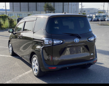 Toyota Sienta 2020