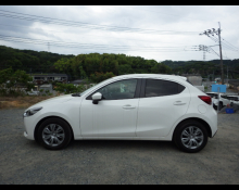 Mazda Mazda2 2022