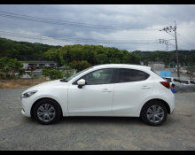 Mazda Mazda2 2023