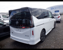 Nissan Serena 2024