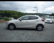Mazda Mazda2 2022