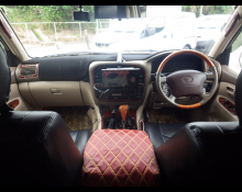 Toyota Land Cruiser 100 2001