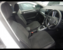 Volkswagen T-Roc 2024