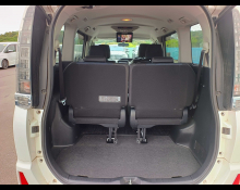 Toyota Voxy 2015