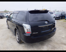 Toyota Corolla Fielder 2011