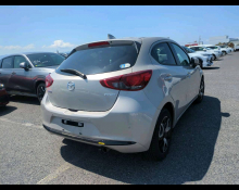 Mazda Mazda2 2023