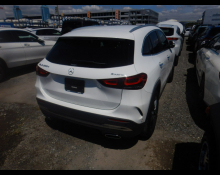 Mercedes Benz GLA-class 2023