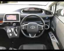 Toyota Sienta 2020