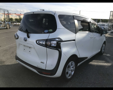 Toyota Sienta 2020