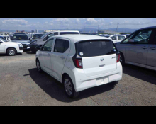 Daihatsu Mira e:S 2019