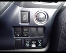 Toyota Voxy 2016