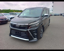 Toyota Voxy 2020