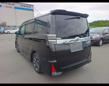 Toyota Voxy 2020