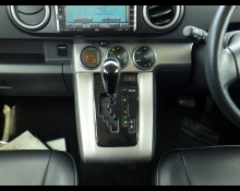 Toyota Corolla Rumion 2011