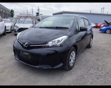Toyota Vitz 2015