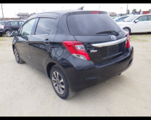 Toyota Vitz 2014