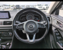Mazda Axela 2018