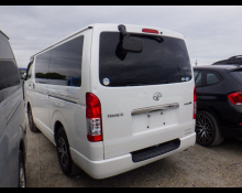 Toyota Hiace Van 2015
