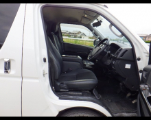 Toyota Hiace Van 2015