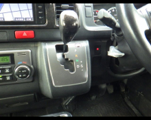 Toyota Hiace Van 2015