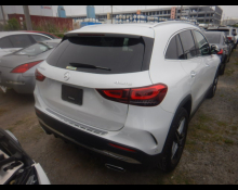 Mercedes Benz GLA-class 2021