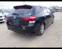 Toyota Corolla Fielder 2015