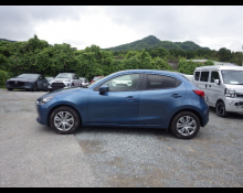 Mazda Mazda2 2022