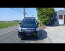 Toyota Noah 2014