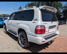 Toyota Land Cruiser 100 2001