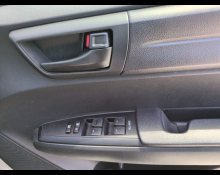 Toyota Corolla Axio 2015