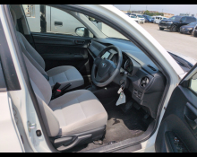 Toyota Corolla Axio 2015