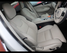 Volvo XC60 2022