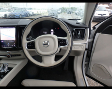Volvo XC60 2022